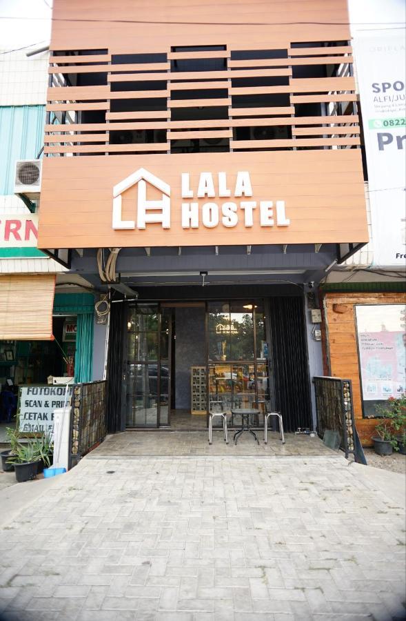 Lala Hostel Банда Ачех Екстериор снимка